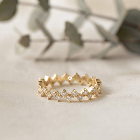 Zigzag Diamond Stacking Ring – Minimalist Geometric Gold Band – Dainty Pave Eternity Ring
