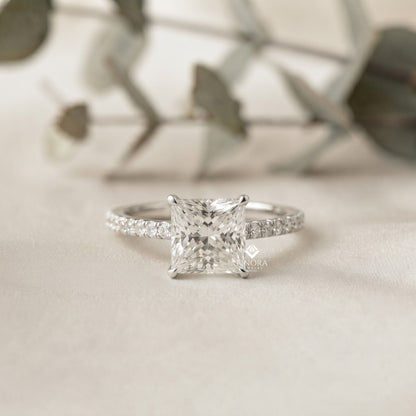 Radiant Princess Cut Solitaire Engagement Ring – Elegant Classic Gift for Her – Perfect for Birthday, Proposal, or Anniversary – Custom 925 Silver / 10K / 14K Gold / Platinum – Finora Signature