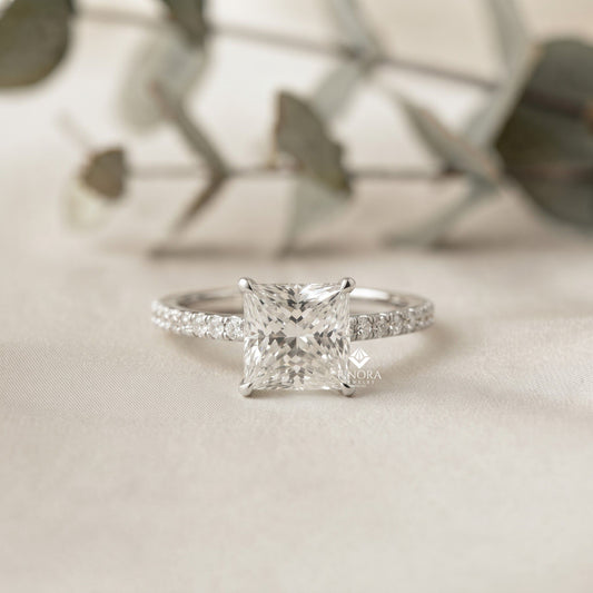 Radiant Princess Cut Solitaire Engagement Ring – Elegant Classic Gift for Her – Perfect for Birthday, Proposal, or Anniversary – Custom 925 Silver / 10K / 14K Gold / Platinum – Finora Signature