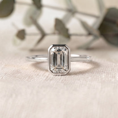 Emerald Solitaire Diamond Ring  –  Handmade Solid Gold Jewelry