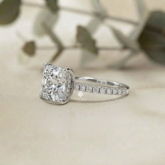 Princess Cut Moissanite Engagement Ring with Pavé Band – Sparkling Halo for Birthday, Promise, or Proposal Gift – Custom 925 Silver / 10K / 14K Gold / Platinum – White / Yellow / Rose Gold – Finora Exclusive
