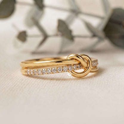 Rose Gold Love Knot Ring – Delicate Infinity Band with Pavé Stones