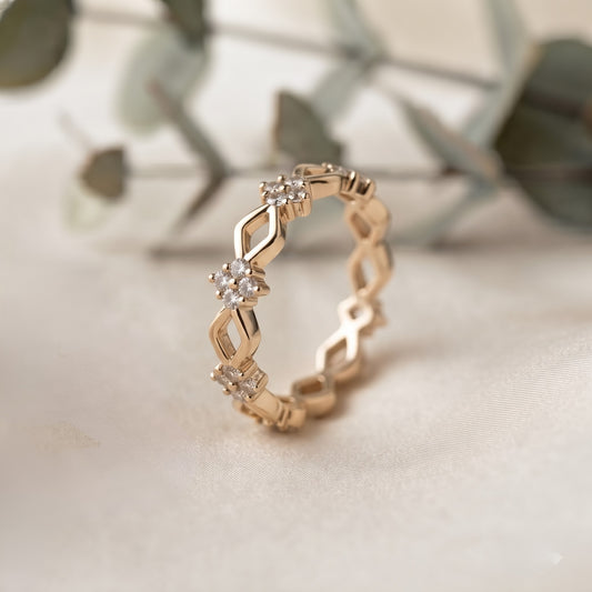 Diamond Clover Stacking Ring – Delicate Floral Gold Band – Minimalist Geometric Jewelry