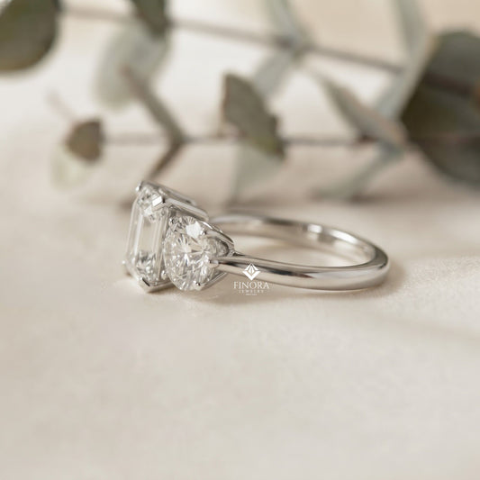 Emerald & Round Cut Toi et Moi Diamond Ring in Silver, Gold, or Platinum – Finora Jewelry
