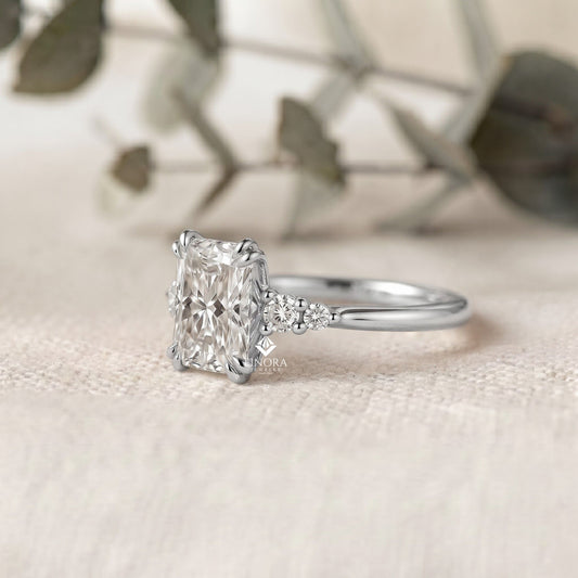 Radiant Cut Vintage Engagement Ring – Luxury Gold Bridal Ring