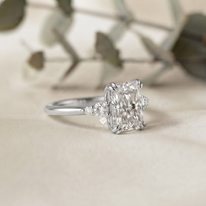 Radiant Cut Vintage Engagement Ring – Luxury Gold Bridal Ring