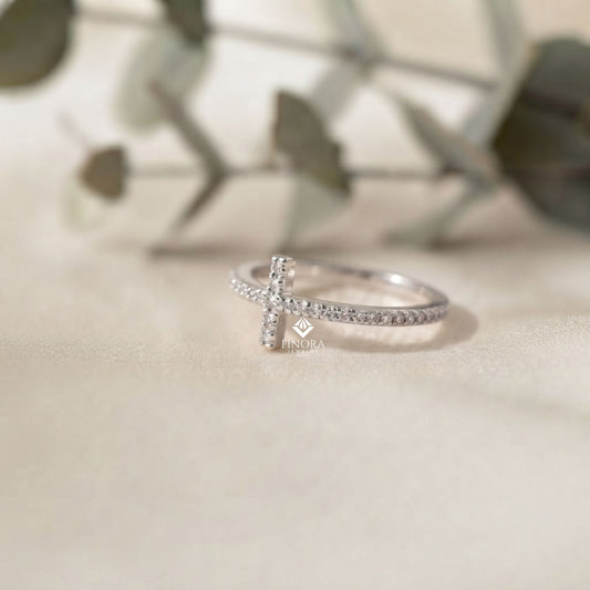 Dainty Diamond Cross Ring – Minimalist Horizontal Cross Band