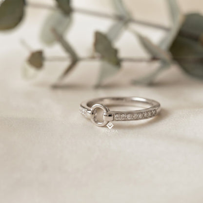 Minimalist Link Band –  Dainty Pave Detail Ring
