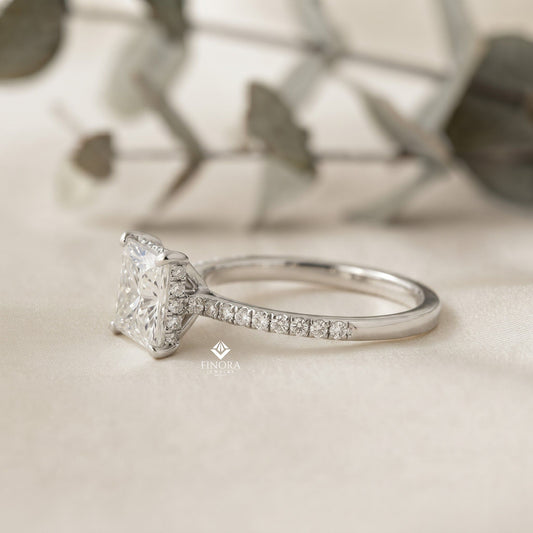 Radiant Princess Cut Solitaire Engagement Ring – Elegant Classic Gift for Her – Perfect for Birthday, Proposal, or Anniversary – Custom 925 Silver / 10K / 14K Gold / Platinum – Finora Signature
