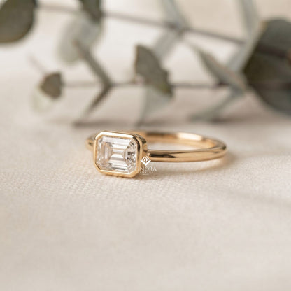 Emerald Cut Bezel Ring – Minimalist Gold Engagement Ring  – Modern Horizontal Baguette Ring