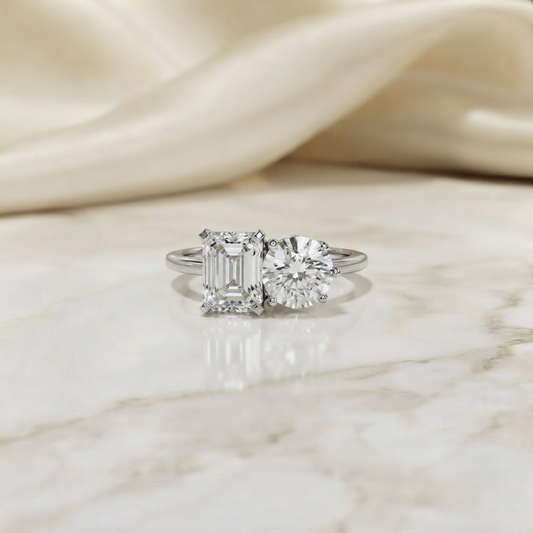 Emerald & Round Cut Toi et Moi Diamond Ring in Silver, Gold, or Platinum – Finora Jewelry