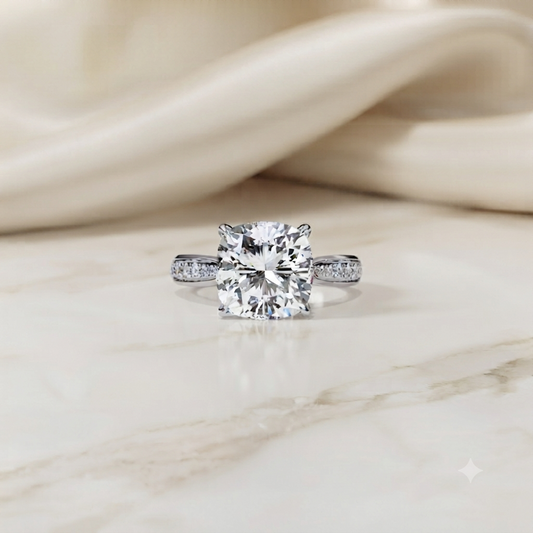 Cushion Cut Diamond Engagement Ring with Pavé Band – Classic Sparkle in White Gold or Platinum – Finora Elegant Solitaire Design – Timeless Gift for Her
