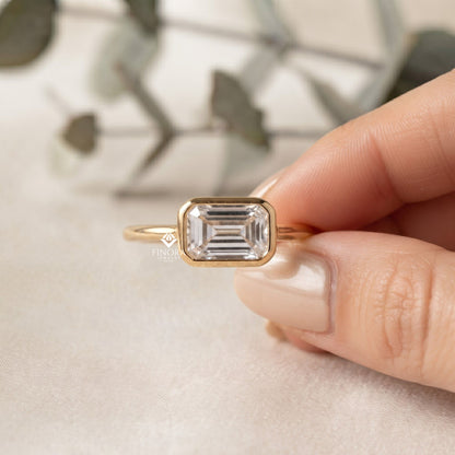 Emerald Cut Bezel Ring – Minimalist Gold Engagement Ring  – Modern Horizontal Baguette Ring
