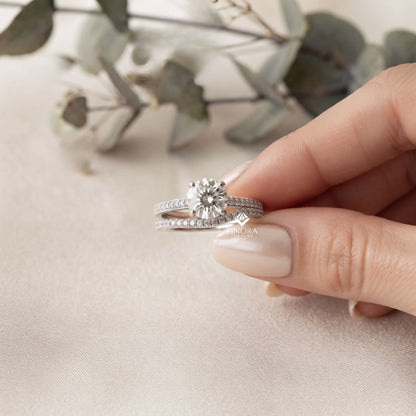 Round Cut Diamond Solitaire Engagement Ring with Matching Band – Finora Jewelry