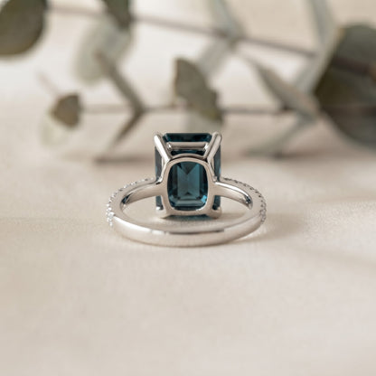 Emerald Gemstone Bridal Ring –  Blue Topaz Solitaire – Timeless Engagement Ring