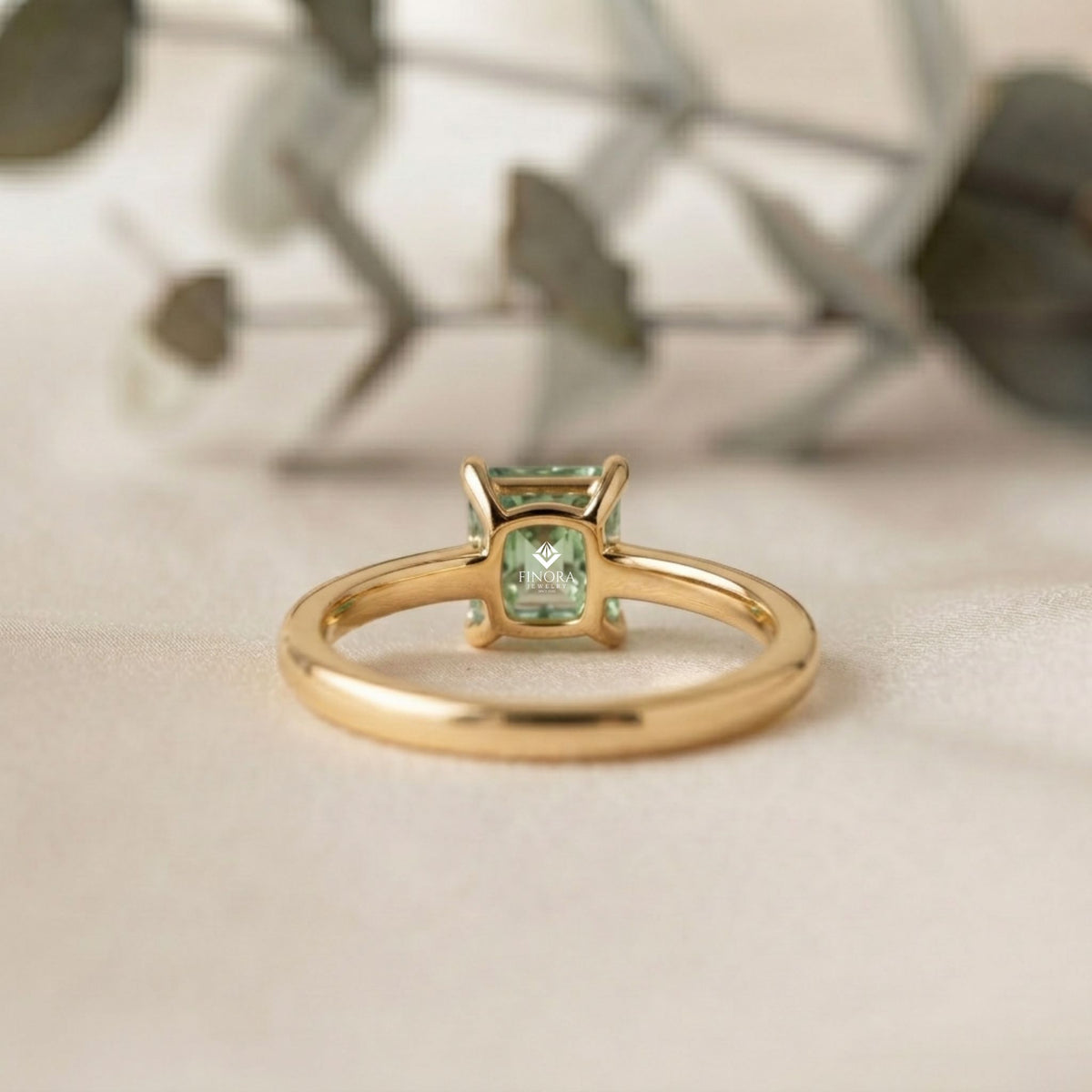vintage sapphire engagement ring – elegant teal stone ring –  timeless wedding jewelry