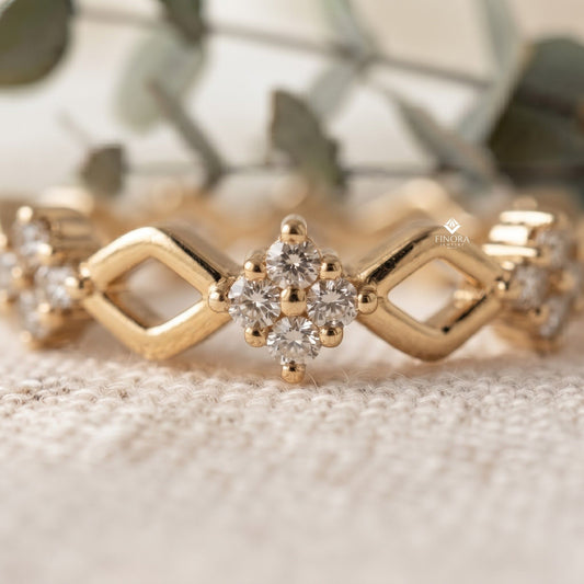 Diamond Clover Stacking Ring – Delicate Floral Gold Band – Minimalist Geometric Jewelry
