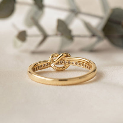 Rose Gold Love Knot Ring – Delicate Infinity Band with Pavé Stones