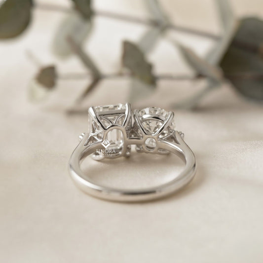 Emerald & Round Cut Toi et Moi Diamond Ring in Silver, Gold, or Platinum – Finora Jewelry