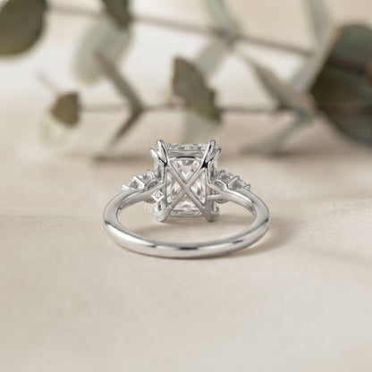 Radiant Cut Vintage Engagement Ring – Luxury Gold Bridal Ring