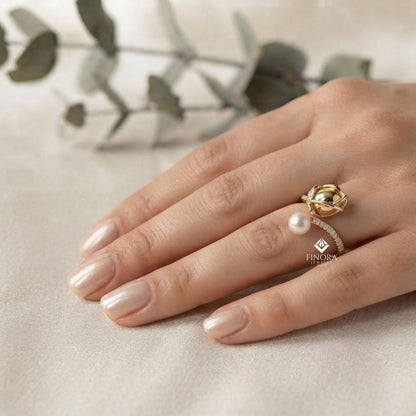 Tulip Flower Ring –  Dainty Floral Gold Jewelry for Her