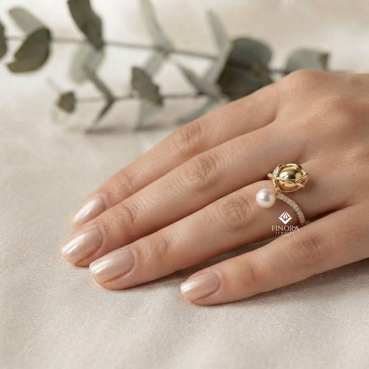 Tulip Flower Ring –  Dainty Floral Gold Jewelry for Her