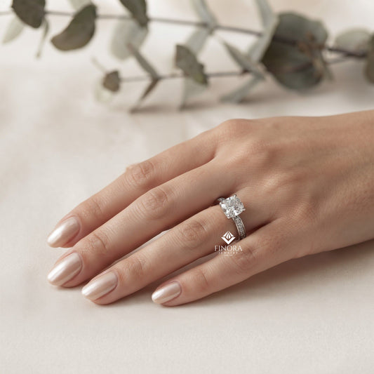Cushion Cut Diamond Engagement Ring with Pavé Band – Classic Sparkle in White Gold or Platinum – Finora Elegant Solitaire Design – Timeless Gift for Her
