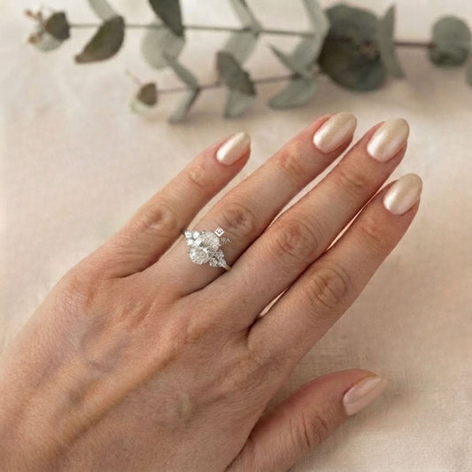 Finora Jewelry – Oval Cut Diamond Seven-Stone Ring – Scalloped Shoulder Design – Available in 10K, 14K Gold (White, Rose, Yellow), 925 Silver & Platinum