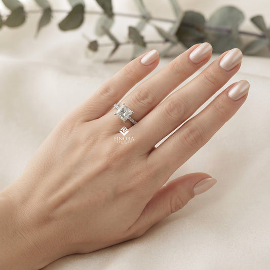 Radiant Princess Cut Solitaire Engagement Ring – Elegant Classic Gift for Her – Perfect for Birthday, Proposal, or Anniversary – Custom 925 Silver / 10K / 14K Gold / Platinum – Finora Signature
