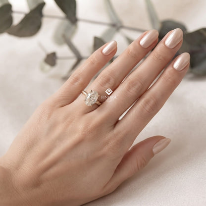 Twisted Band Oval Ring – Luxury Handmade Gold Jewelry – Timeless Engagement Ring