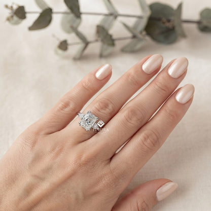 Radiant Cut Vintage Engagement Ring – Luxury Gold Bridal Ring