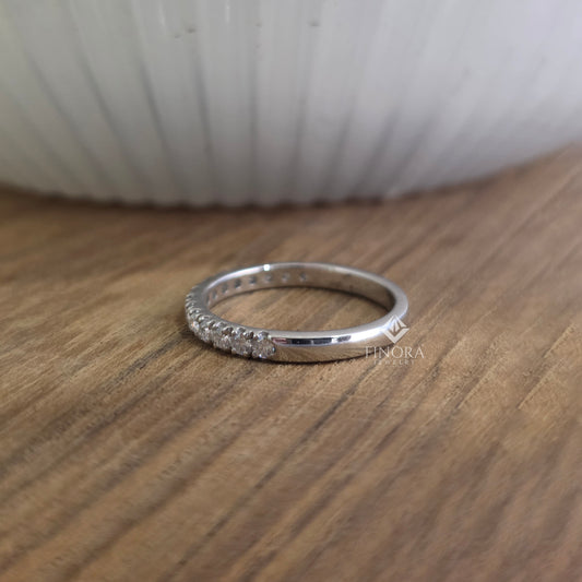 Round Cut Moissanite Pavé Wedding Band in 925 Sterling Silver / 10K & 14K Gold