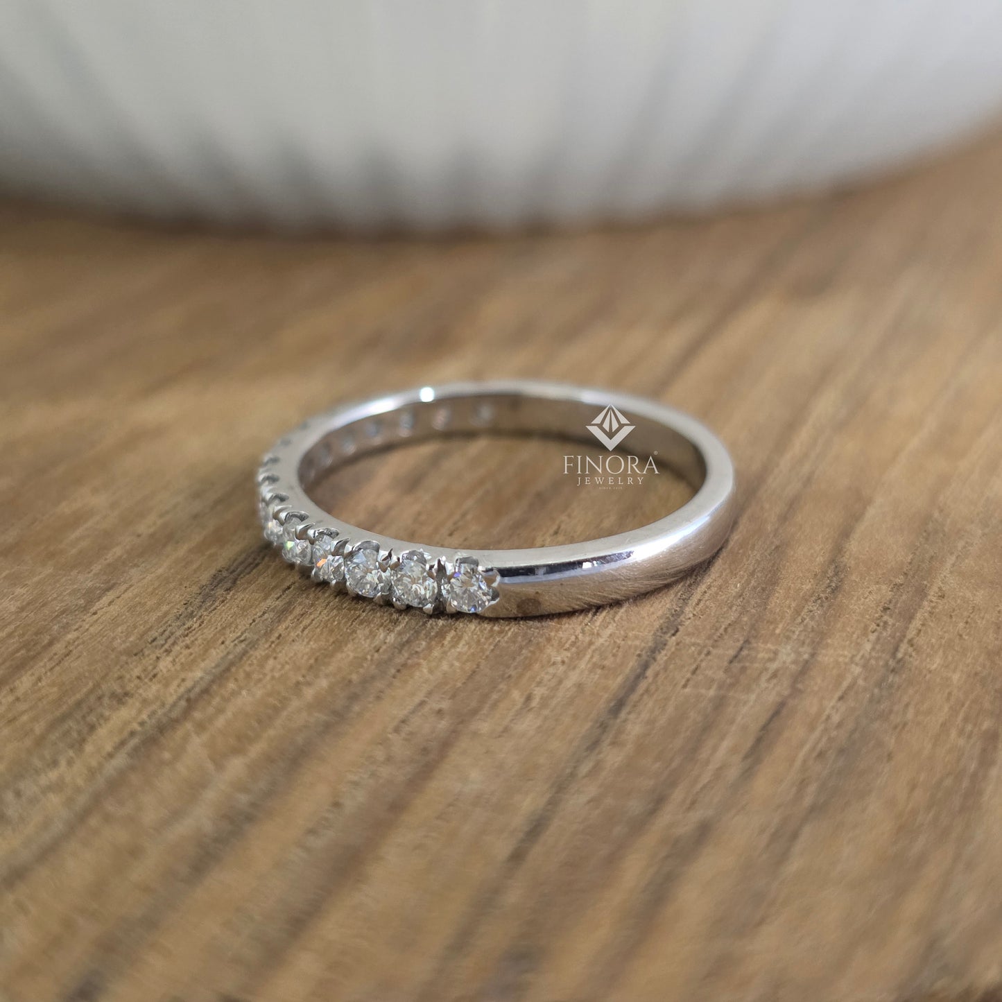 cushion cut moissanite engagement ring