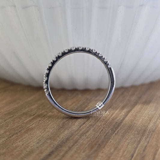 Cushion Cut Moissanite Engagement Ring