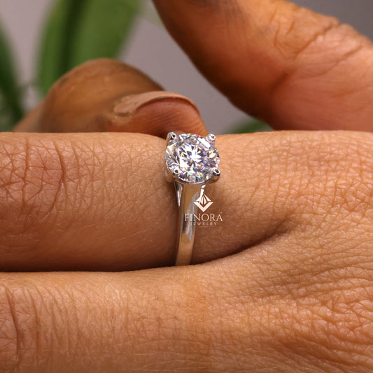 Round Cut Moissanite Solitaire Engagement Ring – Finora Jewelry