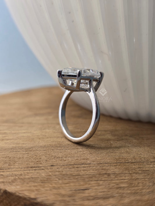 8.08 CT Pear Cut Moissanite Solitaire Engagement Ring in 925 Silver / 10K & 14K Gold