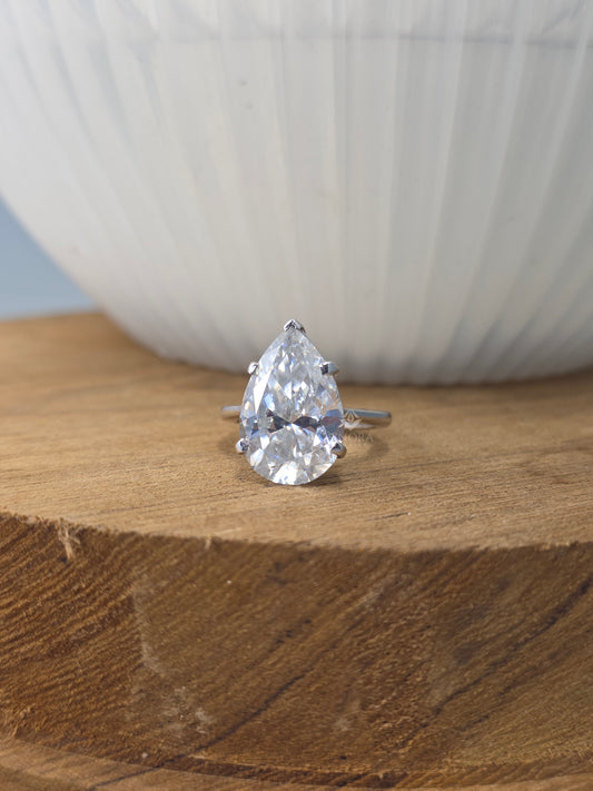 8.08 CT Pear Cut Moissanite Solitaire Engagement Ring in 925 Silver / 10K & 14K Gold