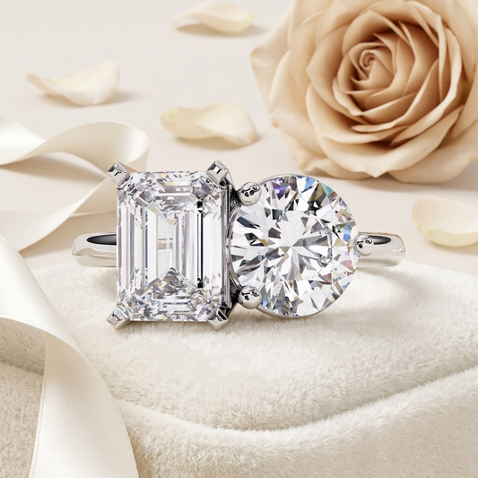 Emerald & Round Cut Toi et Moi Diamond Ring in Silver, Gold, or Platinum – Finora Jewelry