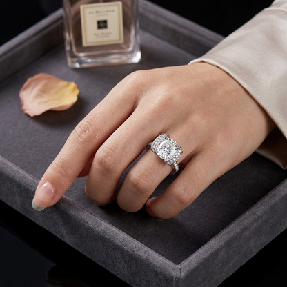 Bold Round-Cut Diamond Ring with Pavé-Set Accent Bands in 925 Silver, 10K / 14K Gold, or Platinum – Finora Jewelry
